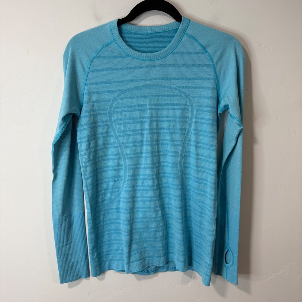 Lululemon‎ Womens Swiftly Tech Long Sleeve 10 Blue Excellent Striped Thumbholes